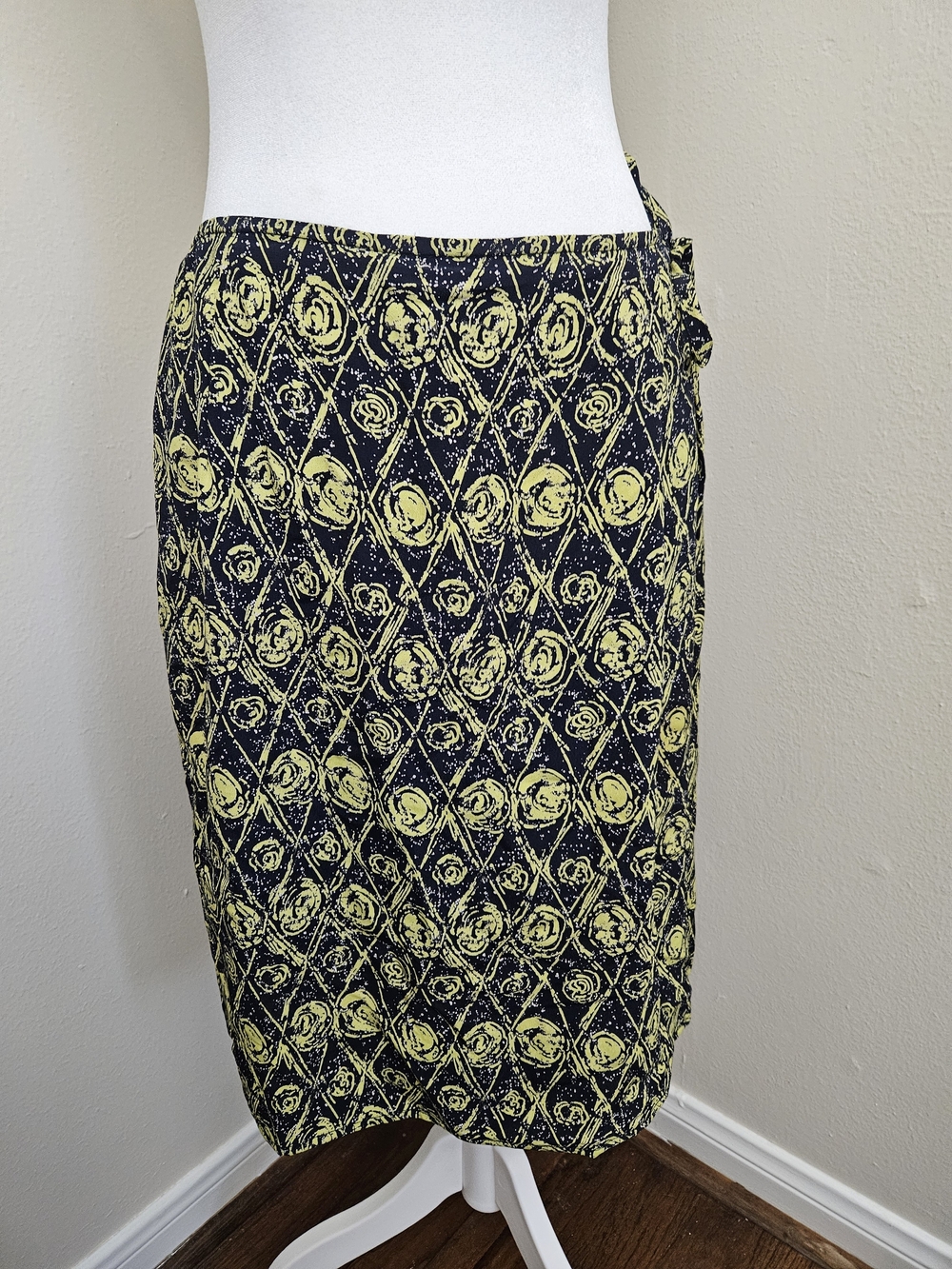 RAFAEL Black and Green Abstract Print Skirt